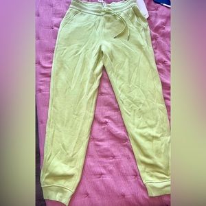 COPY - NWT Lululemon Scuba HR Jogger